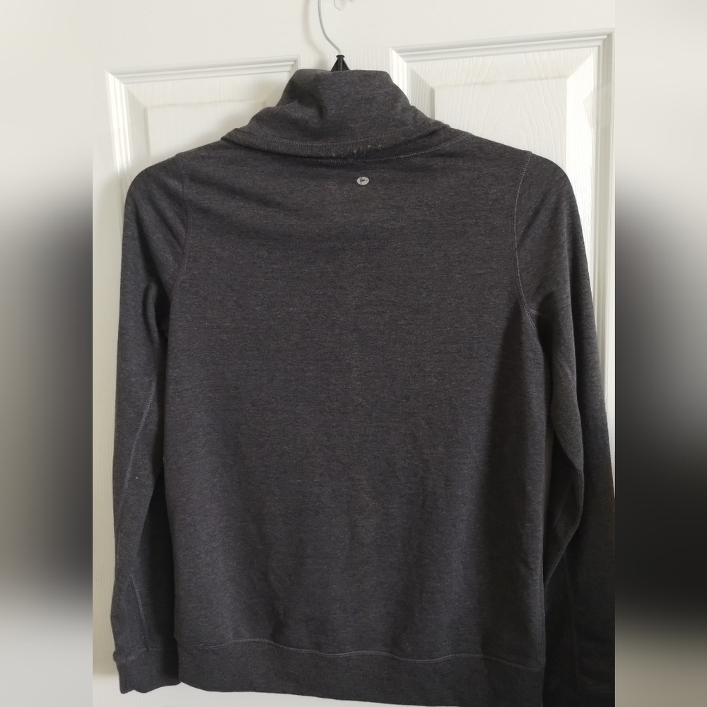 90 Degree Turtleneck Sweatshirt - Picture 4 of 9